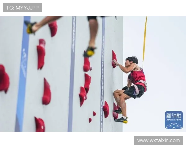 成都攀岩队在世界街舞大赛中以69分稳居积分榜首位